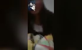 Viral Ngayong Ang Video Ng Isang Babae Na Nagpapakita Ng  Boobs  Habang Nagvi-Video Call Sa Isan